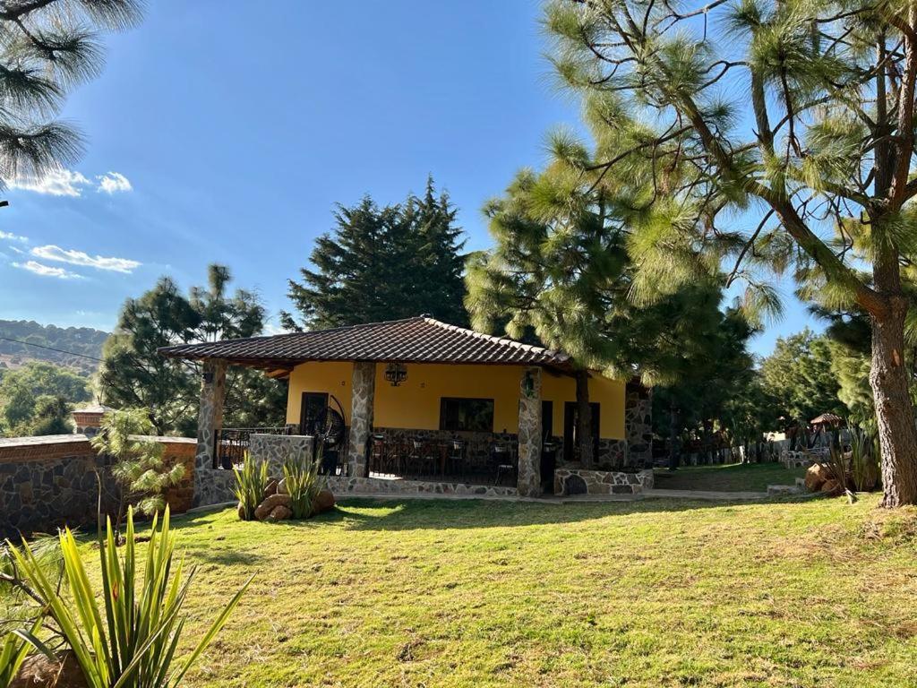 Cabana No.9 Puerta Del Bosque Mazamitla. Buitenkant foto
